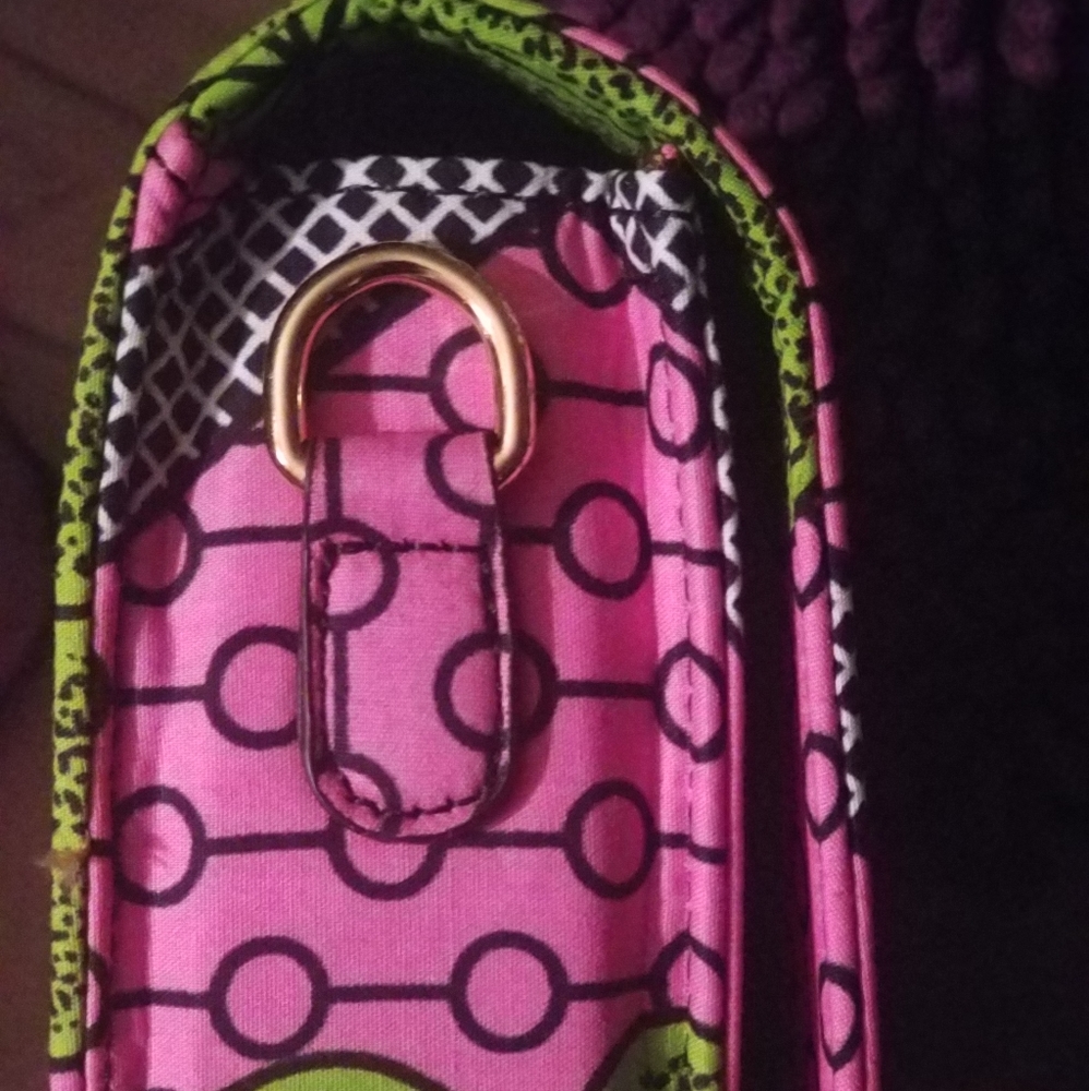 Handbags - Picture 4 of 4